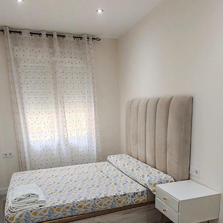Apartamento Casa El Oasis Madrid Exterior foto